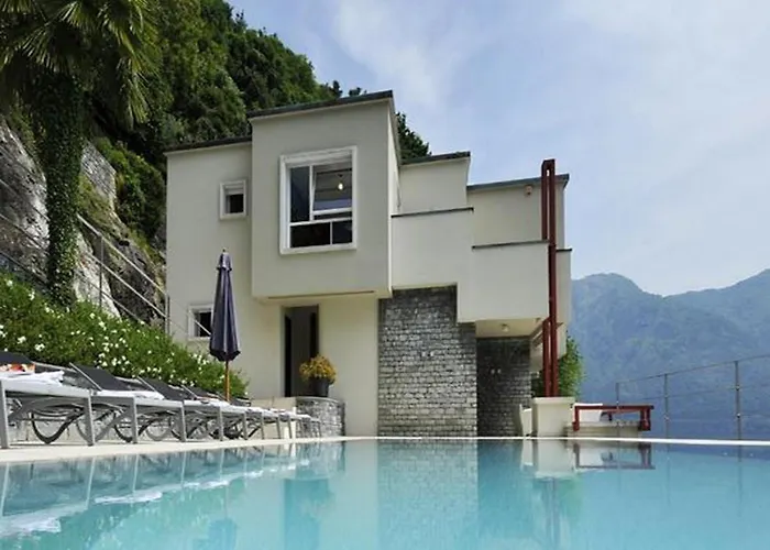 Parisi Villa