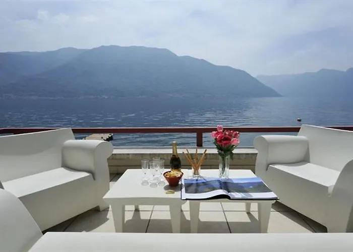 Parisi Villa *